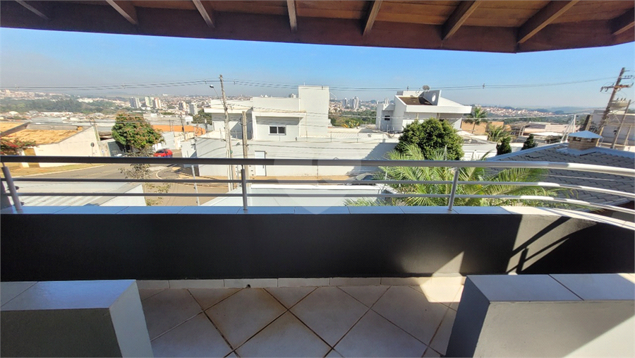 Foto REO1104929