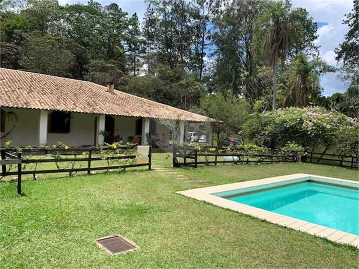 Foto REO1104933