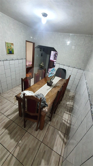 Foto REO1104940