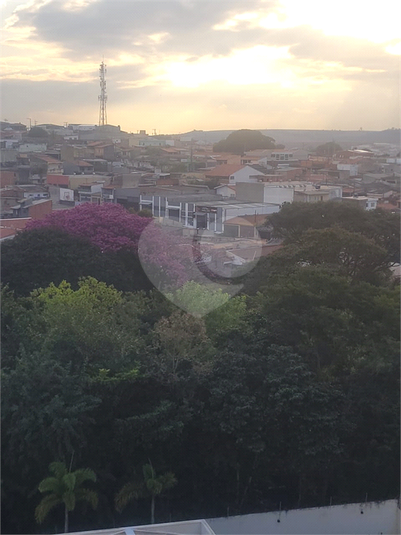 Foto REO1104958