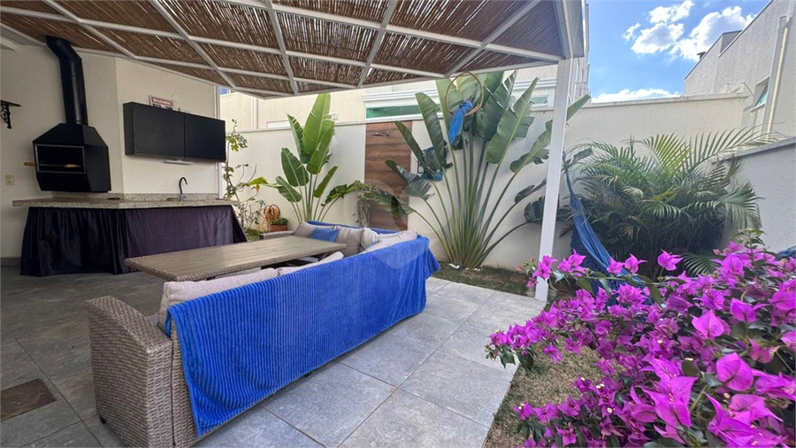 Foto REO1104963