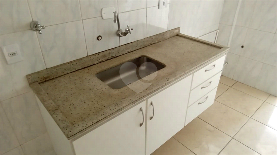 Foto REO1104967