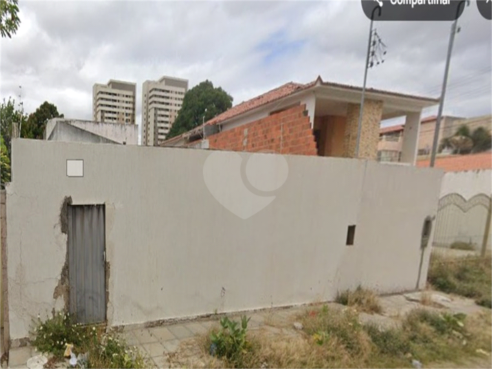 Foto REO1104972