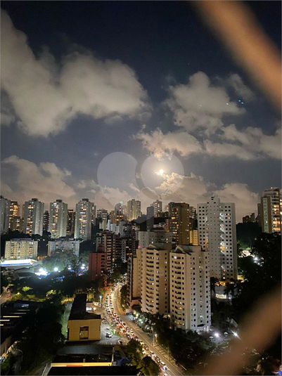 Foto REO1104979