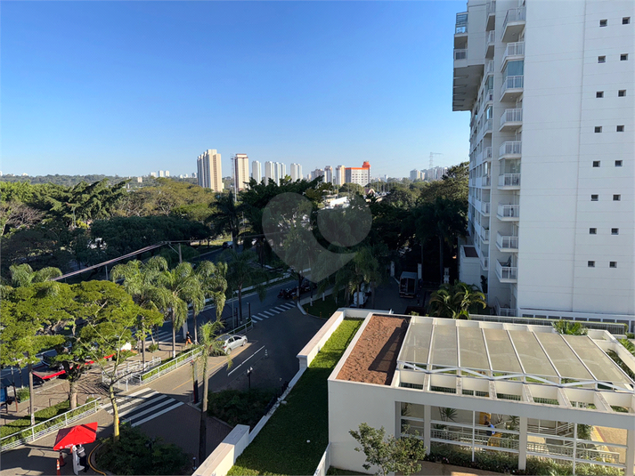 Foto REO1104986