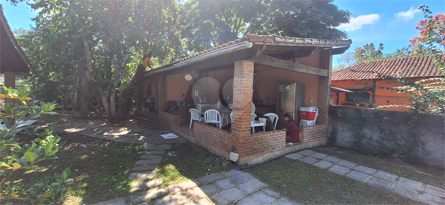 Foto REO1104990