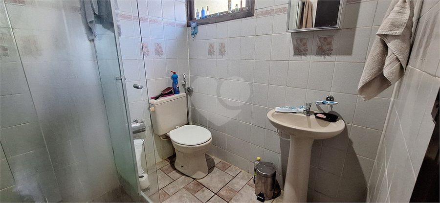 Foto REO1104990