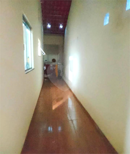 Foto REO1105004