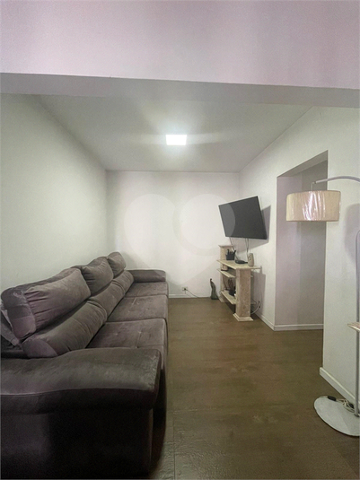 Foto REO1105030