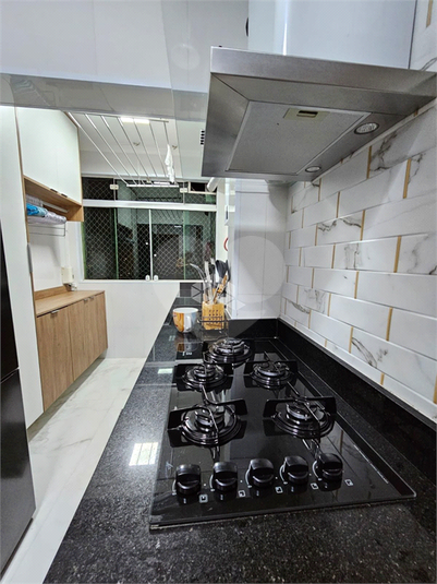 Foto REO1105044