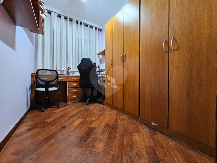 Foto REO1105044
