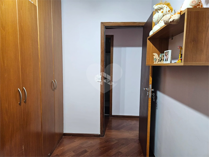 Foto REO1105044