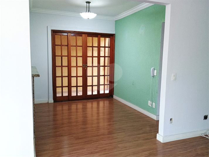Foto REO1105067