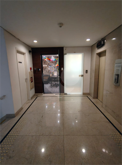 Foto REO1105074