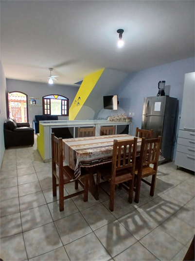 Foto REO1105094