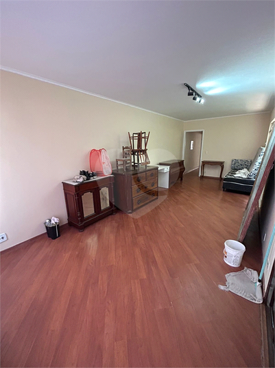 Foto REO1105098