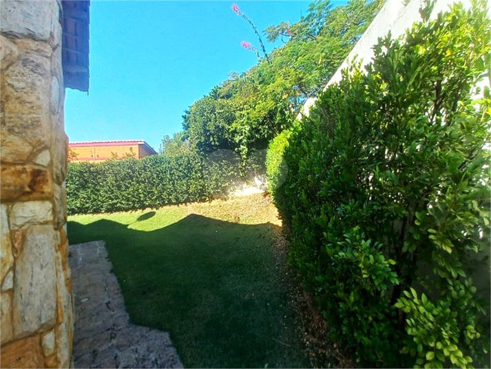 Foto REO1105113
