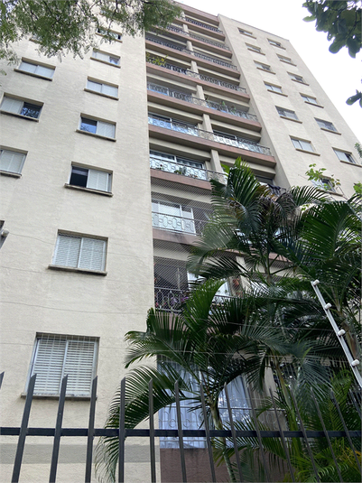 Foto REO1105116