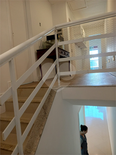 Foto REO1105142