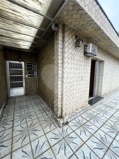 Foto REO1105144