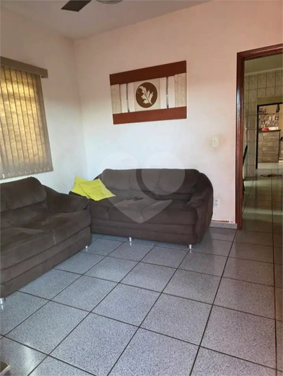 Foto REO1105172
