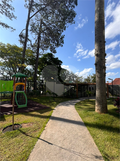 Foto REO1105180