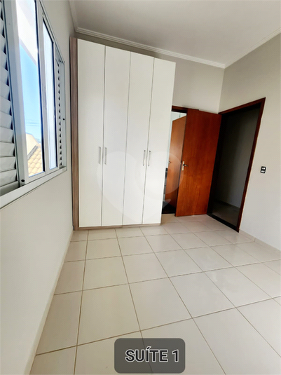 Foto REO1105183