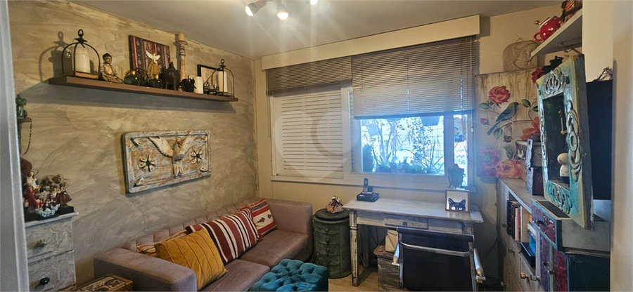 Foto REO1105249