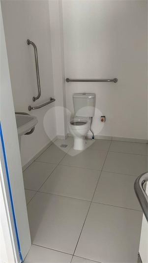 Foto REO1105261