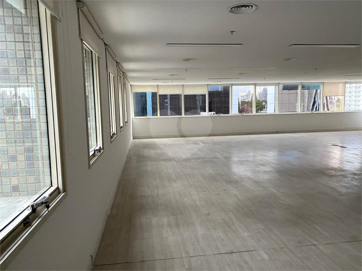 Foto REO1105262