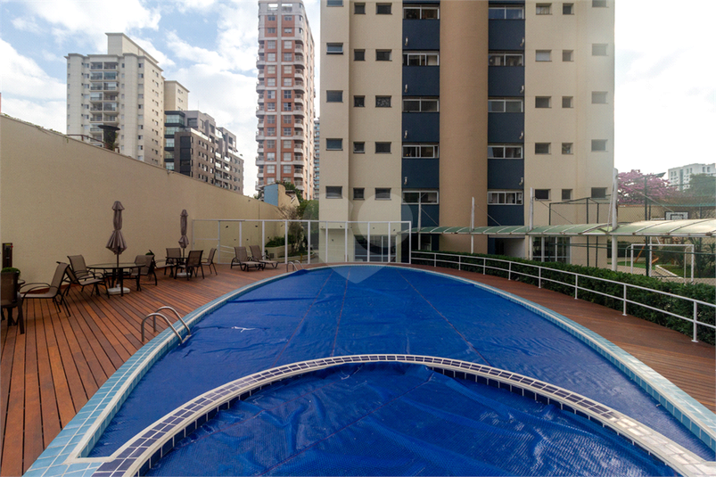 Foto REO1105264