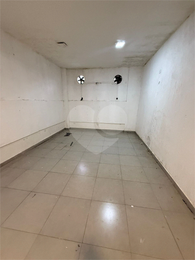 Foto REO1105267