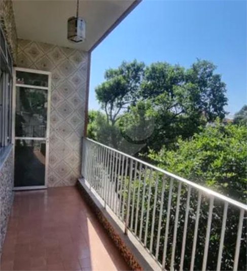 Foto REO1105280