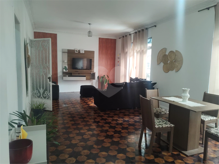 Foto REO1105316