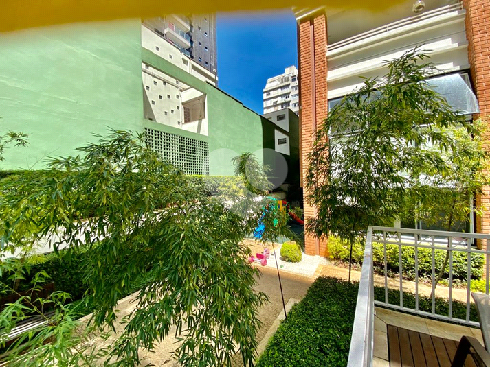 Foto REO1105323