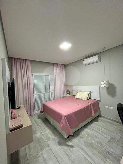 Foto REO1105326