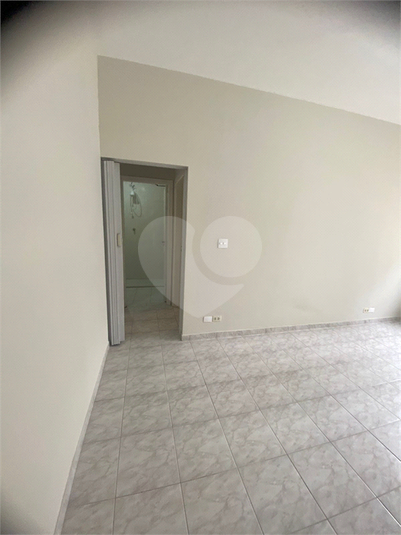 Foto REO1105330
