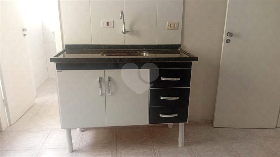 Foto REO1105330