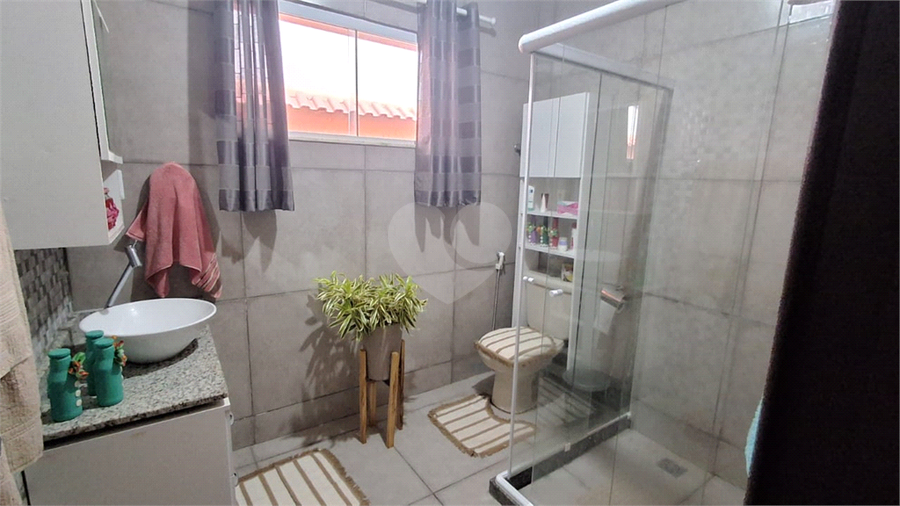 Foto REO1105331