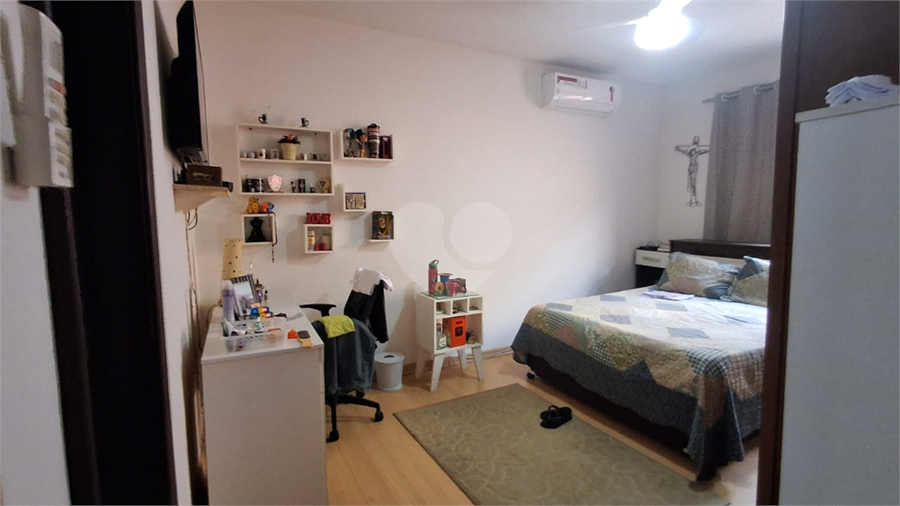 Foto REO1105331