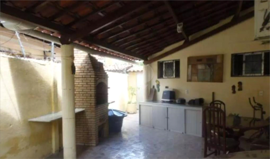 Foto REO1105334
