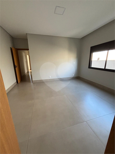 Foto REO1105337