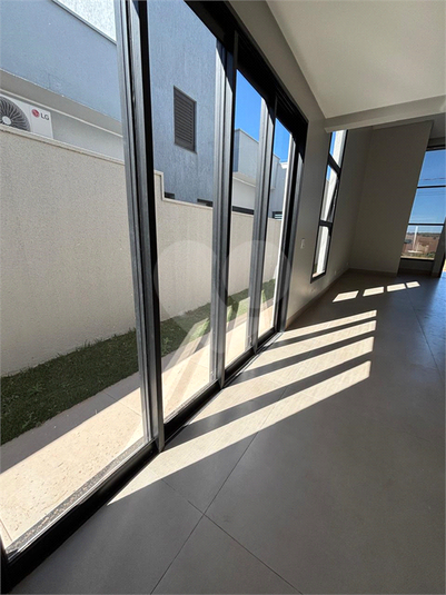 Foto REO1105337