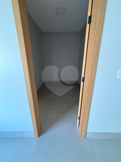 Foto REO1105337