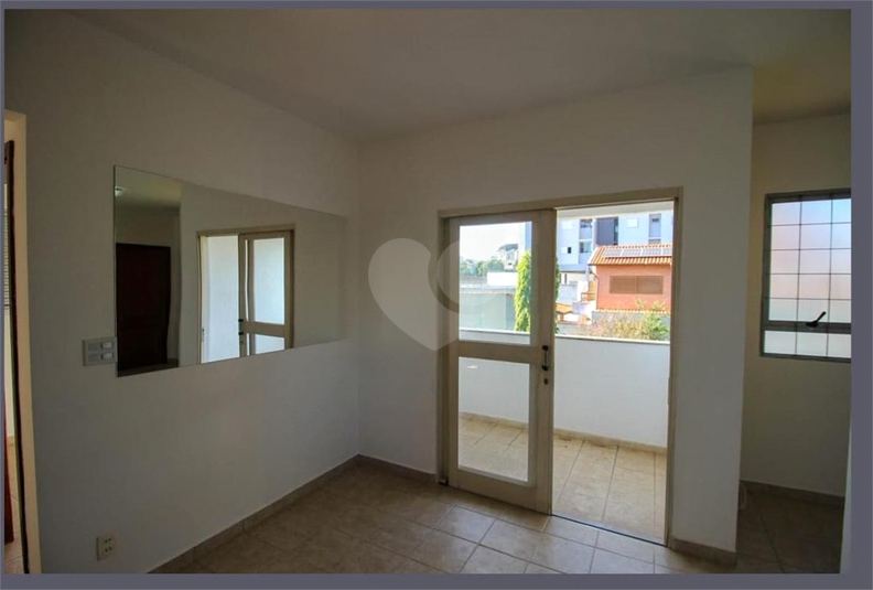 Foto REO1105338