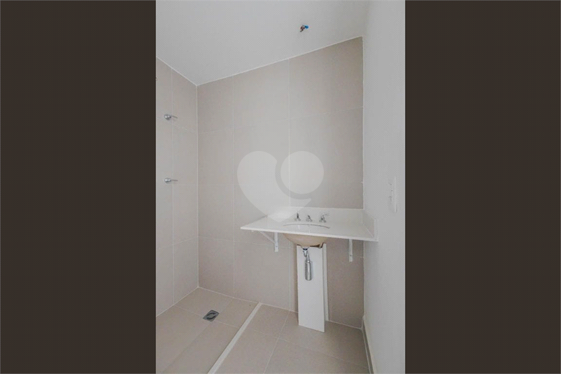 Foto REO1105360
