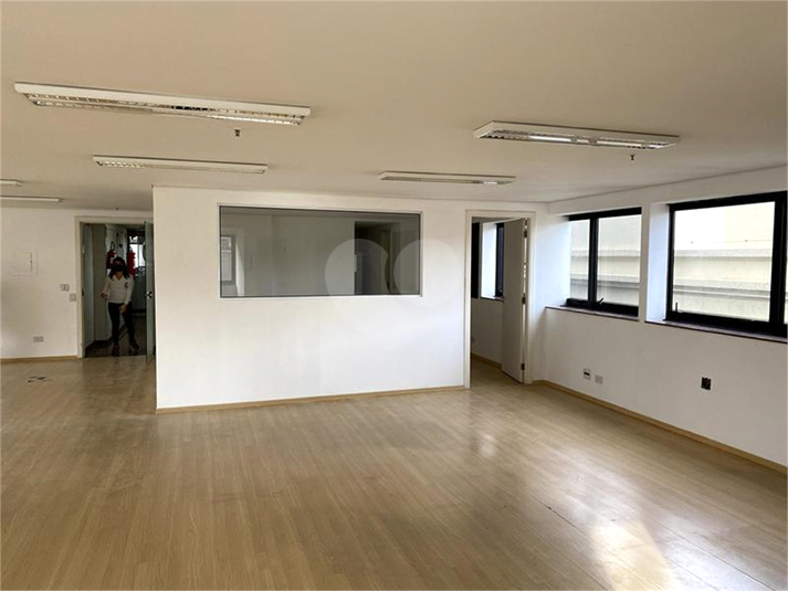 Foto REO1105363