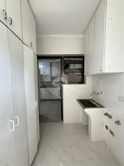 Foto REO1105377