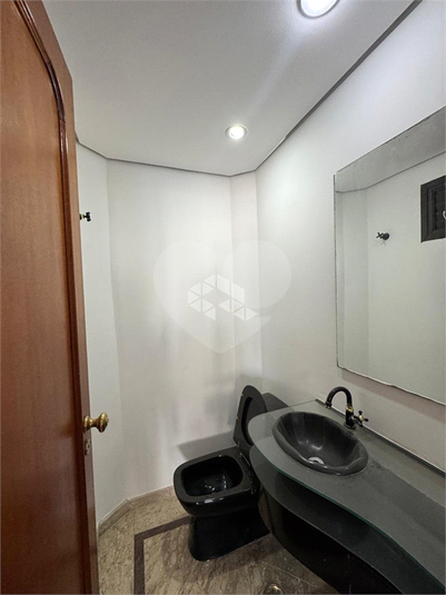 Foto REO1105377
