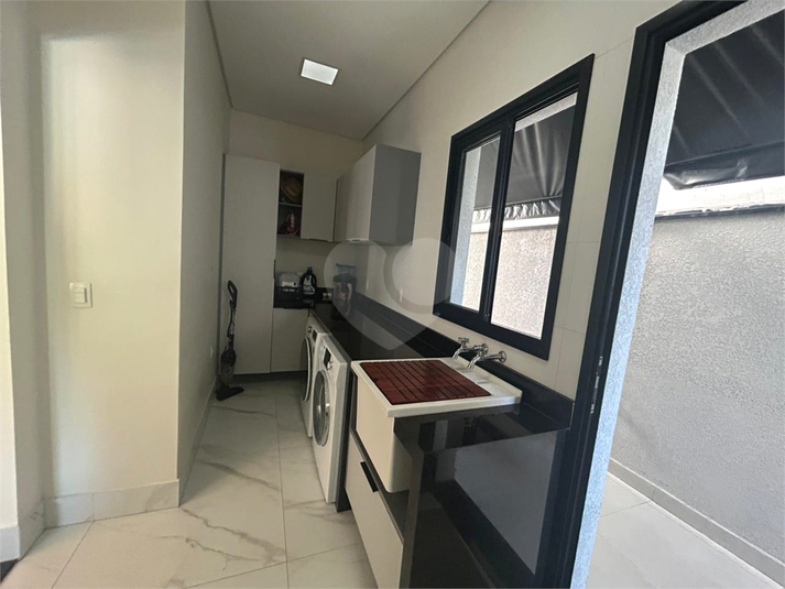 Foto REO1105385